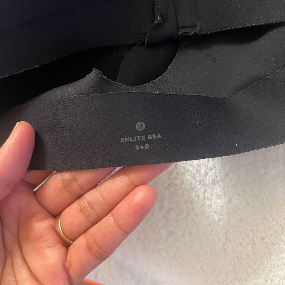 Lululemon Enlite Black Sports Running lightly Padded Zip Front Bra Size 34D - Picture 3 of 6